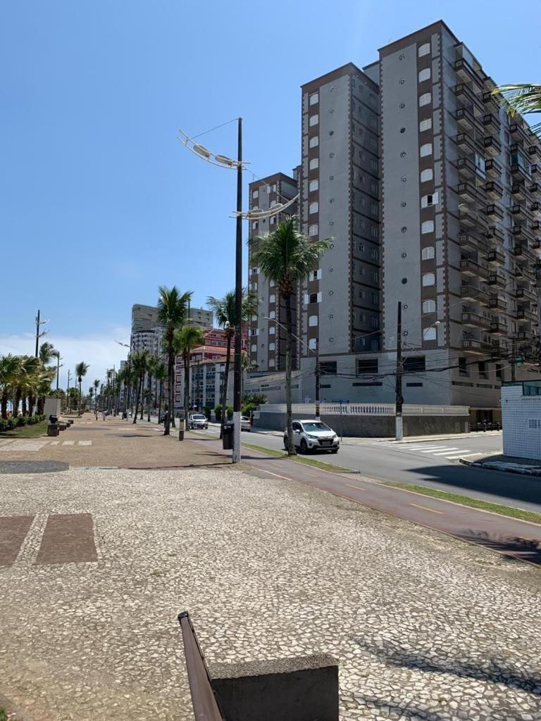 Apartamento Frente Ao Mar Com Varanda E Piscina Praia Grande  Eksteriør billede